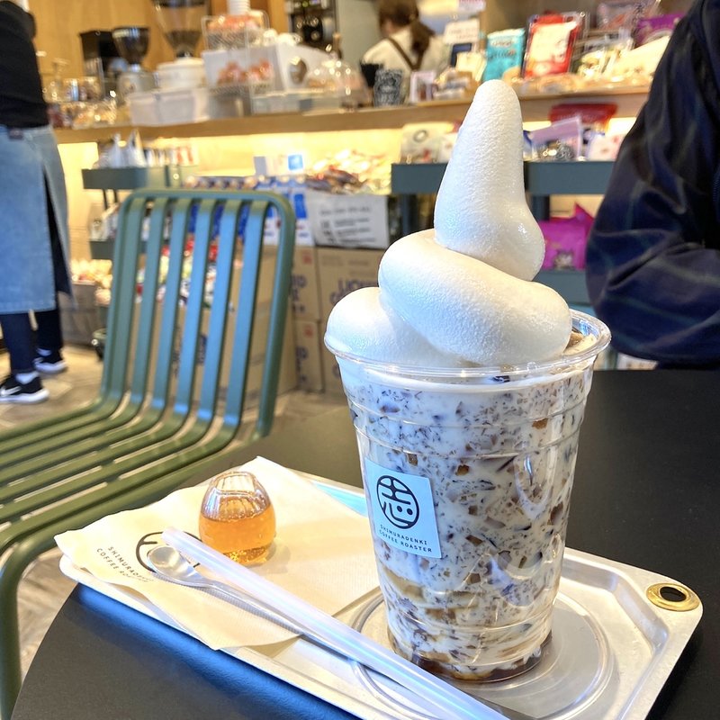 コーヒーゼリー入りミルクコーヒー(志村電機珈琲焙煎所)