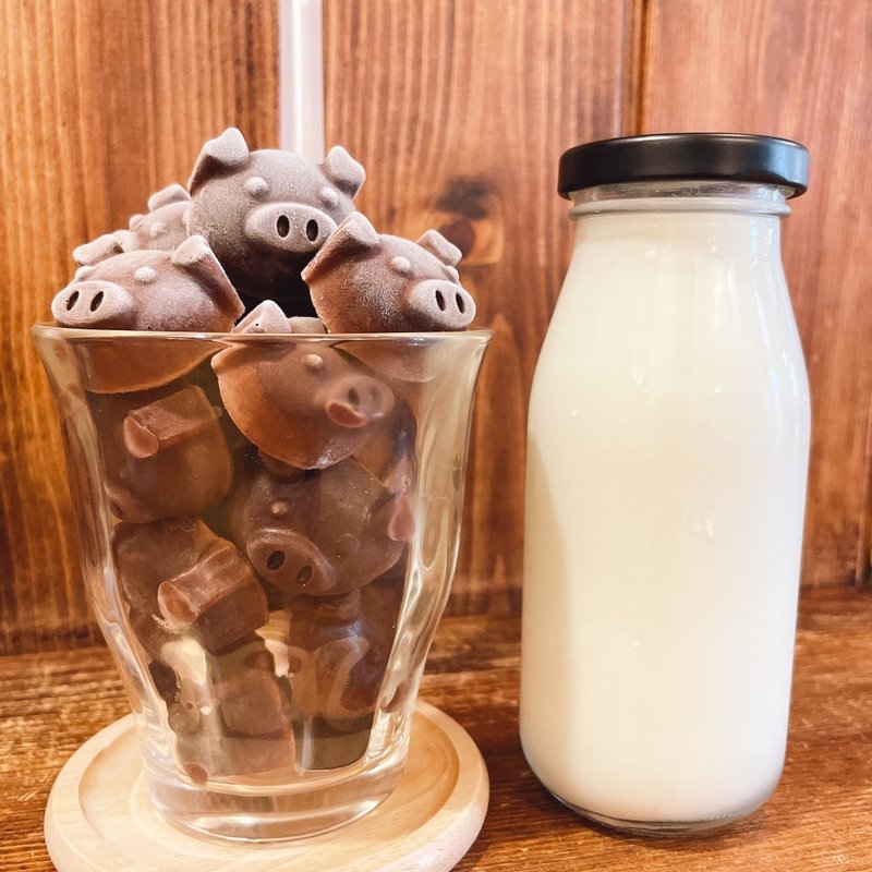 氷豚ミルクココア(コションドール （Cochon D'or）)