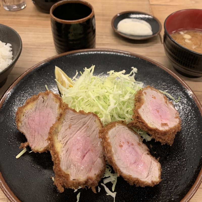 ヒレ定食(とんかつ山本ロース)