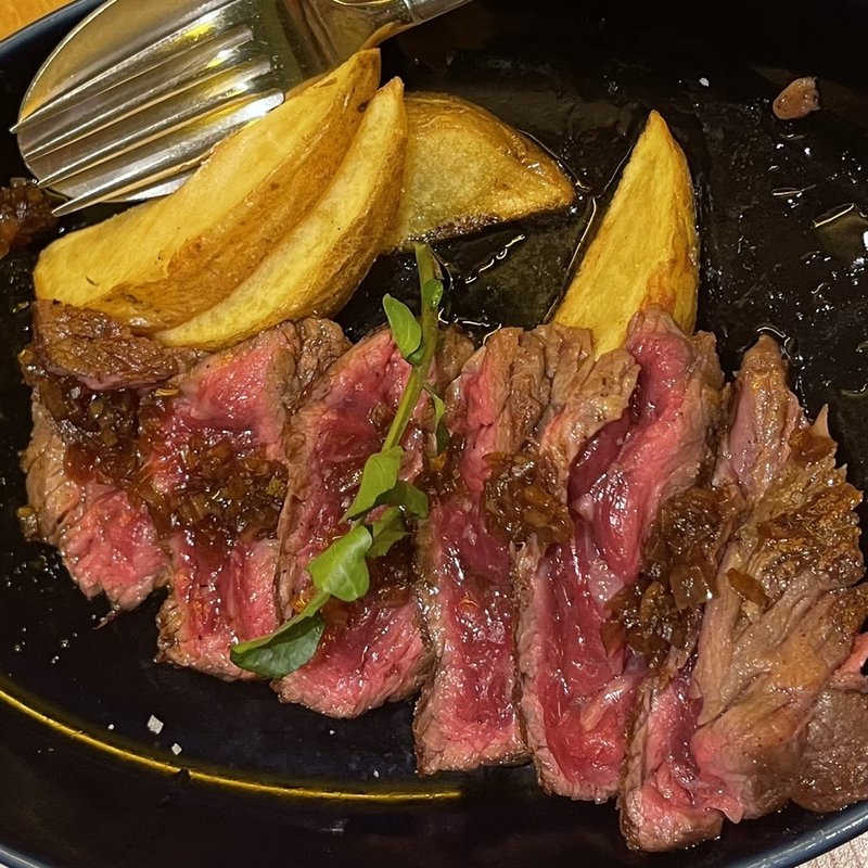 牧草牛ハラミのステーキ(ビッレリア&ピッツェリア ルーチェ （LUCE）)