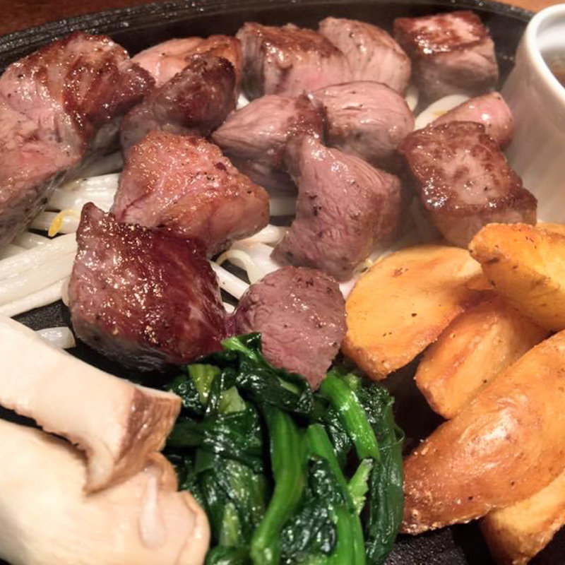 サイコロ･ステーキ(ミート矢澤 （ミートヤザワ）)