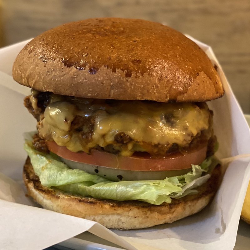 チリビーンズチーズバーガー(ザゴッドバーガー （The Godburger）)