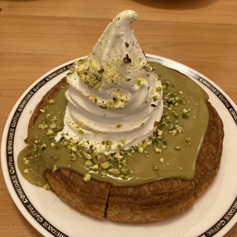 シロノワールぜいたくピスタチオ(コメダ珈琲店 千葉ニュータウン店)