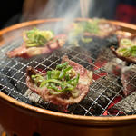 ねぎ塩タン（アギ）(黒毛和牛専門店 炭火焼肉ぶち 周南店)