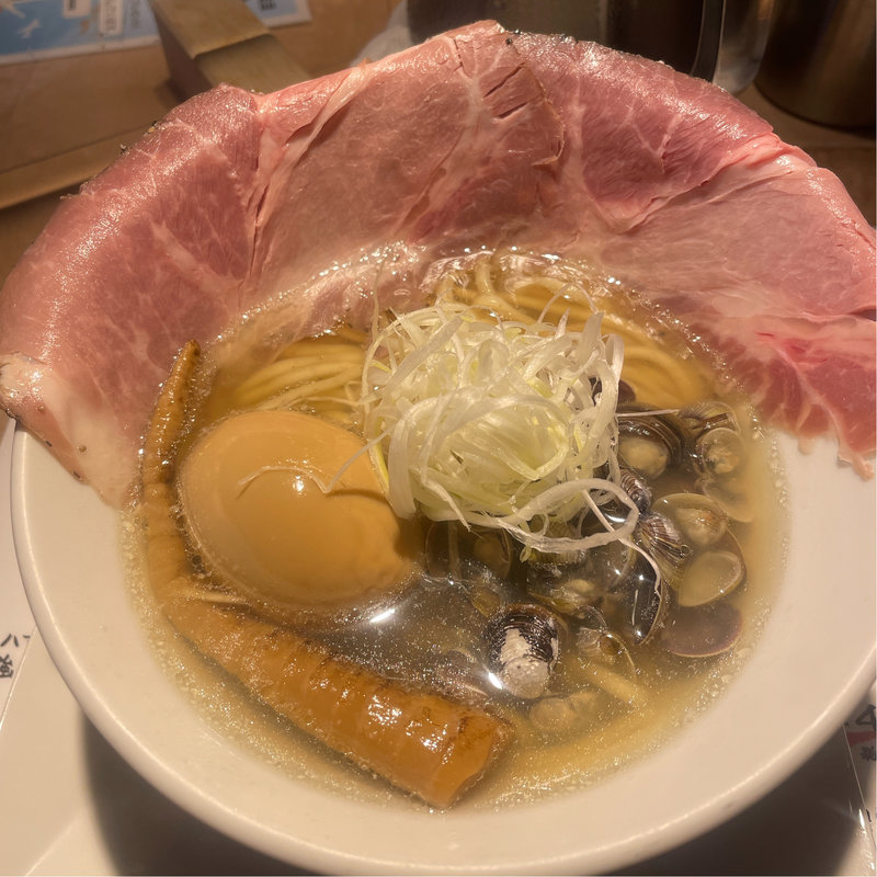 しじみラーメン　煮卵トッピング(くそオヤジ最後のひとふり)