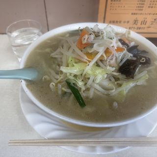 タンメン(市場食堂 中華 美山)