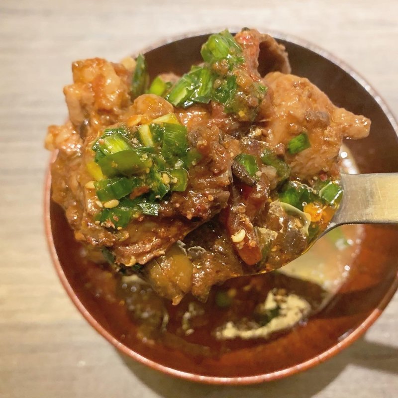 牛ホルモンとトマトの麻辣カレー(偏愛食堂)