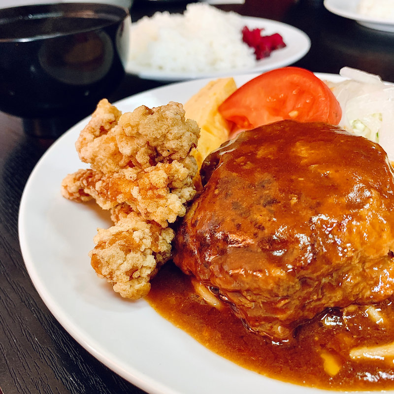 ハンバーグ定食(ニューほり江)