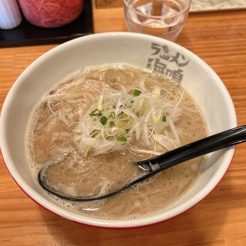 魚介とんこつラーメン(ラーメン海鳴 博多駅南店)