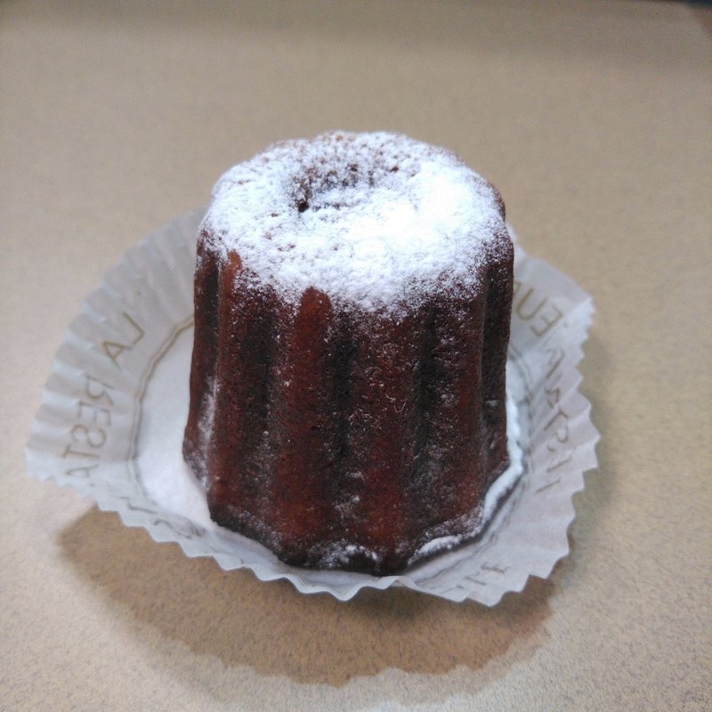 カヌレ　～塩キャラメル～(フロ プレステージュ 福島エスパル店 （FLO PRESTIGE PARIS）)