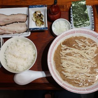 鯖さば定食(炭火焼濃厚中華そば倫道)