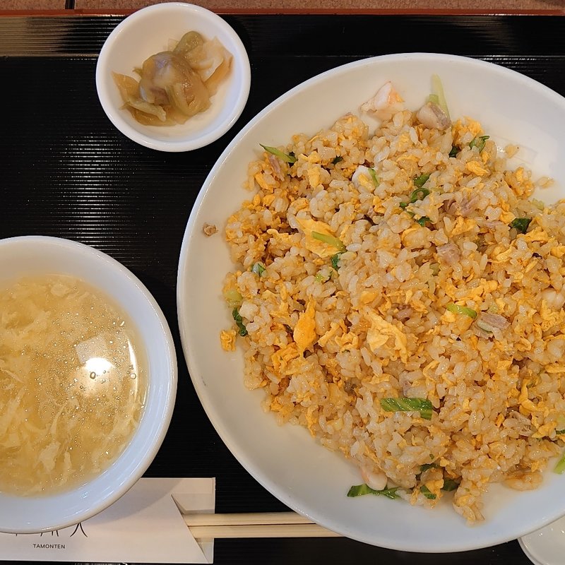 五目チャーハン大盛(中華酒家 多聞天)