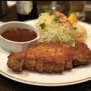 ミラノ風カツレツ(洋食 SAEKI)