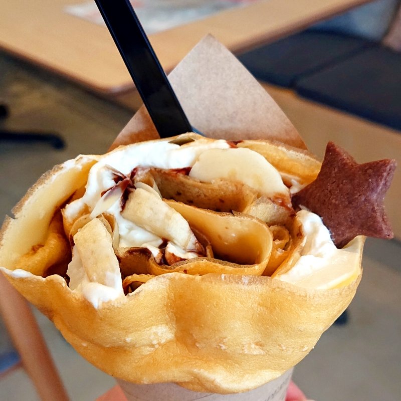 チョコナッツバナナクレープ(La Chandeluer)