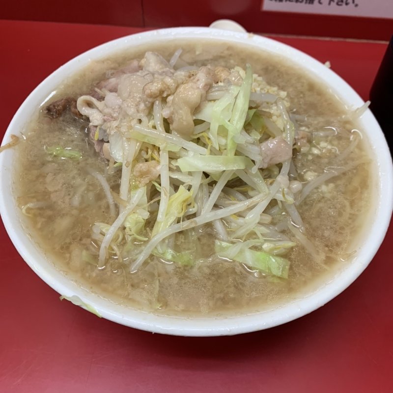 大ラーメン(ラーメン二郎 京急川崎店)