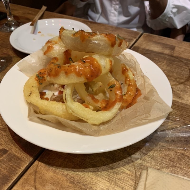 (バル・デ・エスパーニャ・リサ・リサ)