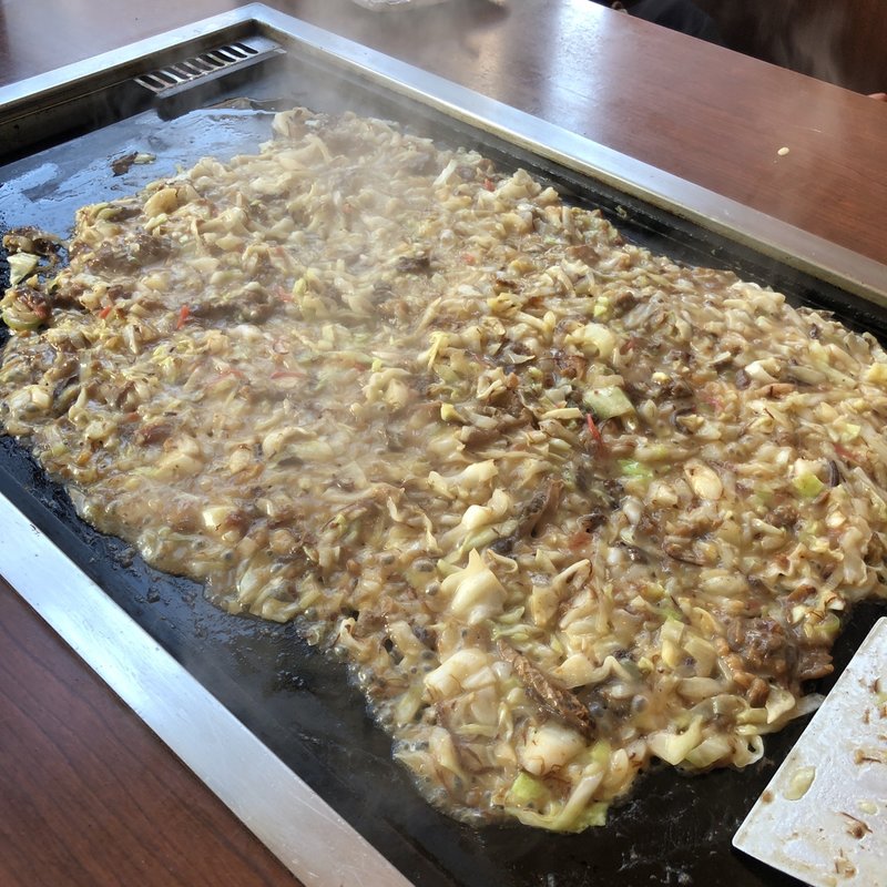 牛すじもんじゃ(緒駕多)