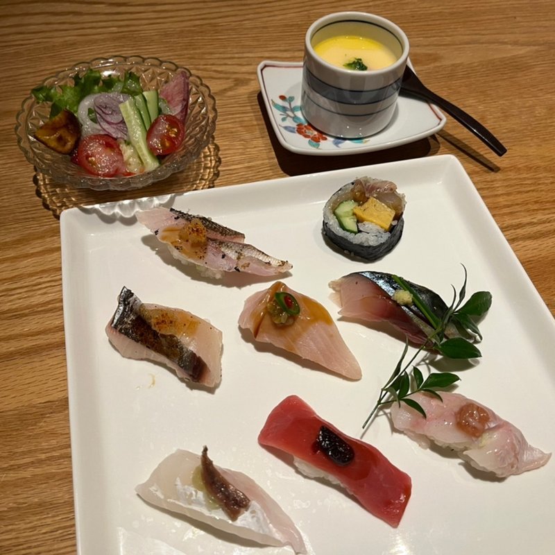 旬のおすすめコース（にぎり）(博多 たつみ寿司 総本店)