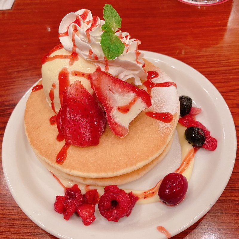 ベリーパンケーキ(Euro Cafe （ユーロ カフェ）)