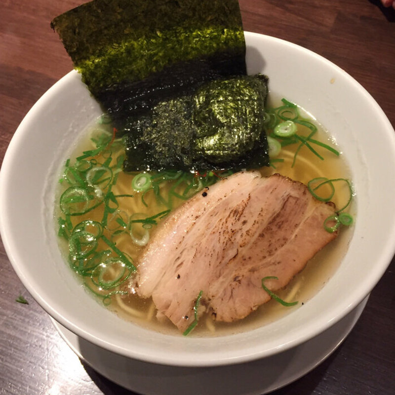 清湯ラーメン(麺屋愛都)