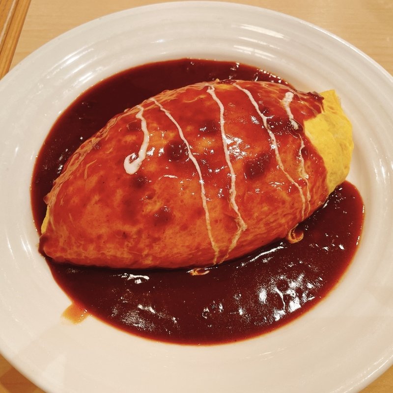 自慢のハヤシソースオムライス(ポムの樹 府中くるる店)