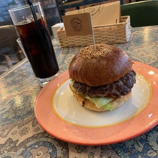 ハンバーガーセット(友安製作所カフェ )