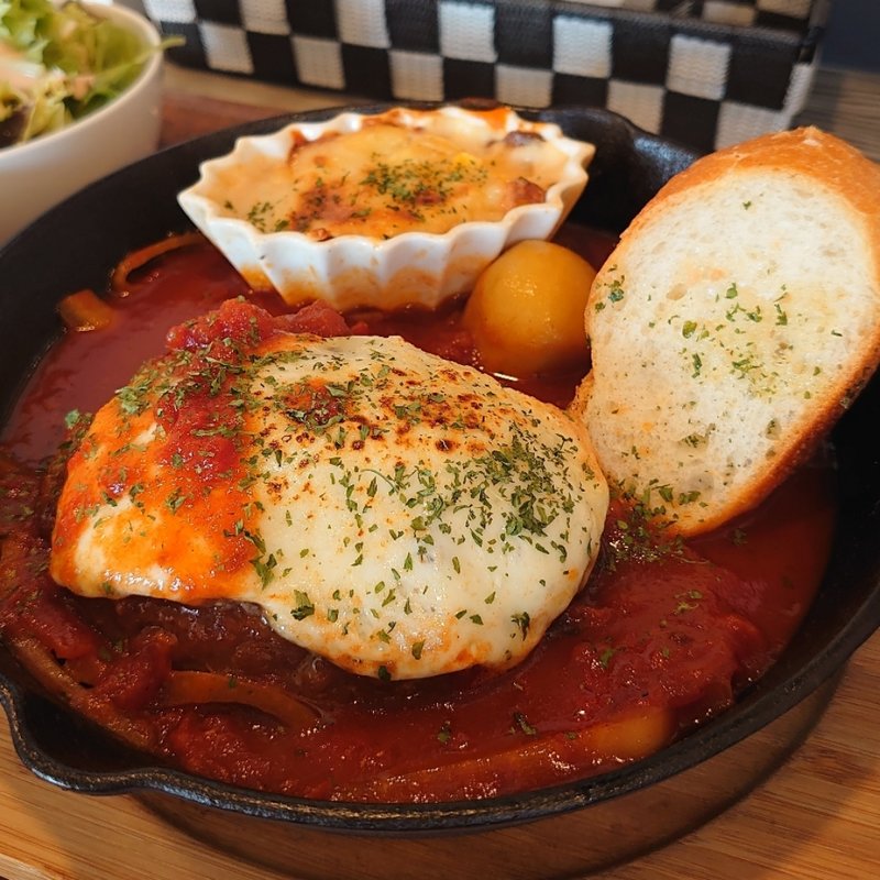 イタリアンハンバーグ(レミーのハンバーグ食堂)