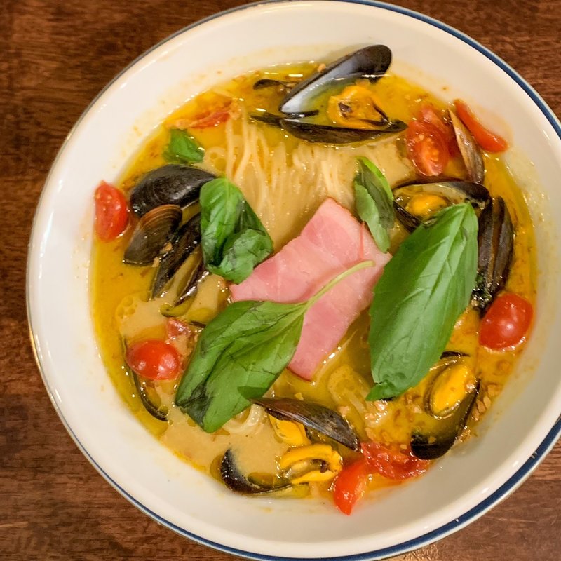 限定 モンサンミュシェル産ムール貝のサフランらーめん(海老丸らーめん)