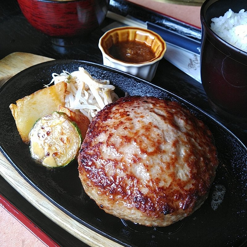 金格ハンバーグ定食　300g(丑舎 格之進)