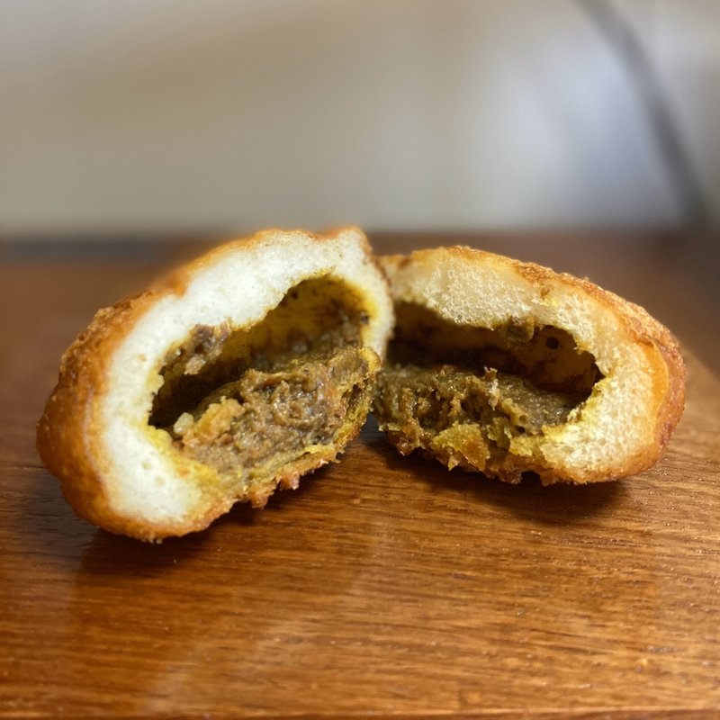 こだわり牛肉カレーパン(ボンパナ 春日井店)