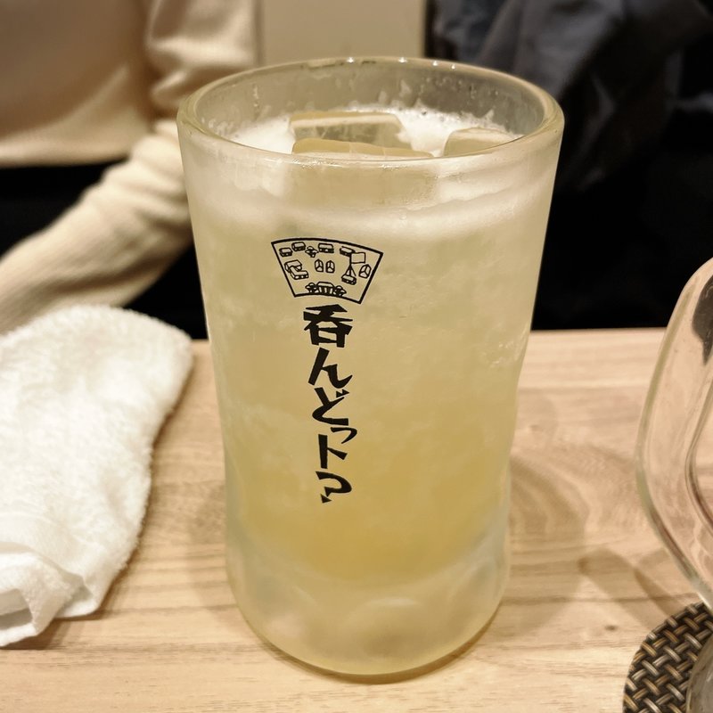 にごりもも酒ソーダ割り(ふぐぶた酒場)