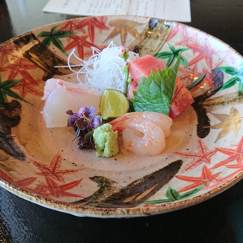 季節の鮮魚～あしらへ色々～(吉川 福寿家)