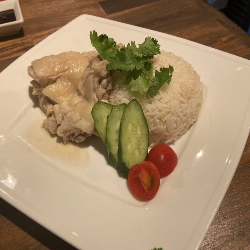 海南チキンライス（ラージサイズ）(ファイブスターカフェ（fivestarcafe）)