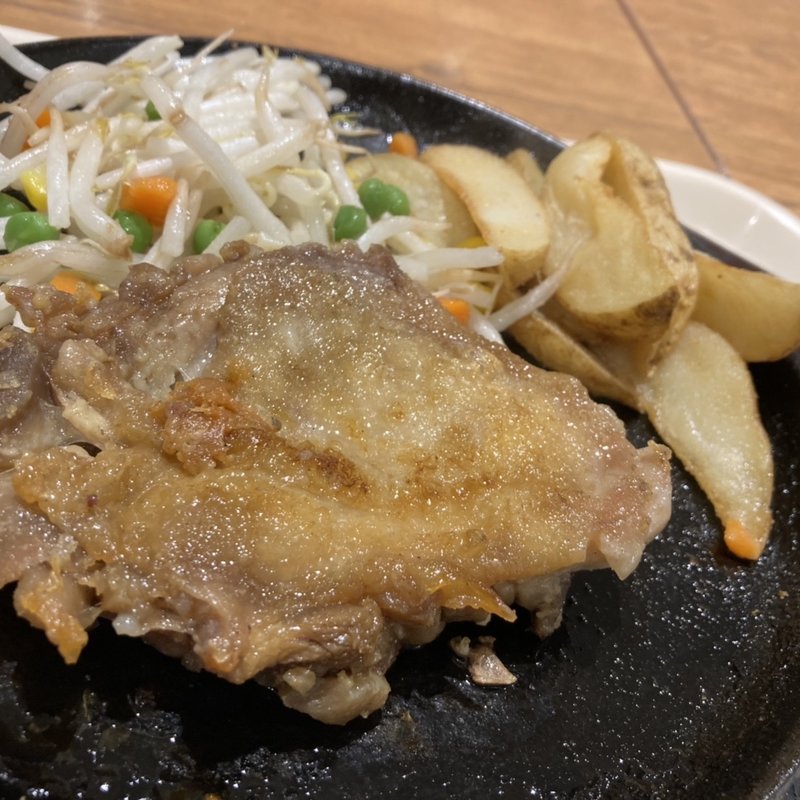 チキンステーキ 200ｇ(テキサスキングステーキ アリオ亀有店)