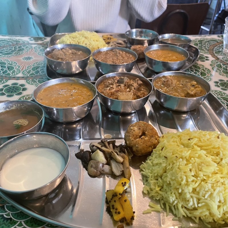 3種カレーのランチ(カレーの木)