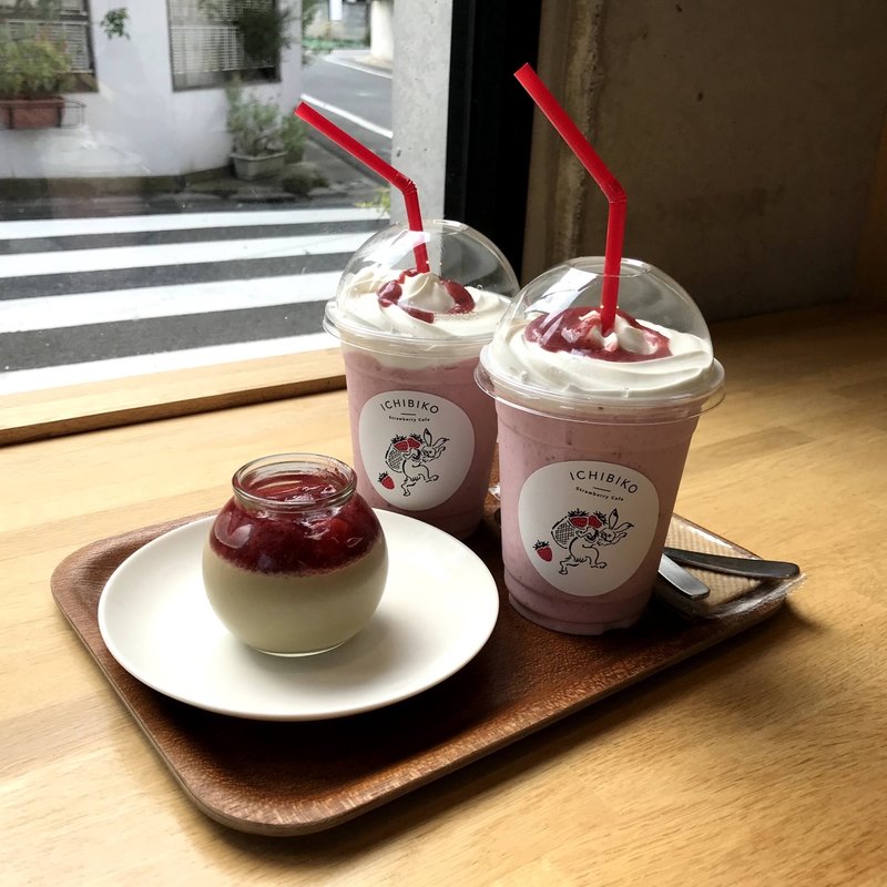 いちごのスムージー(いちびこ 太子堂店)