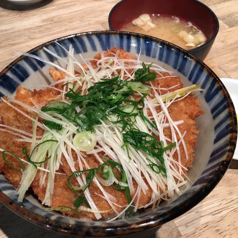 あっさりだしカツ丼(豊家)