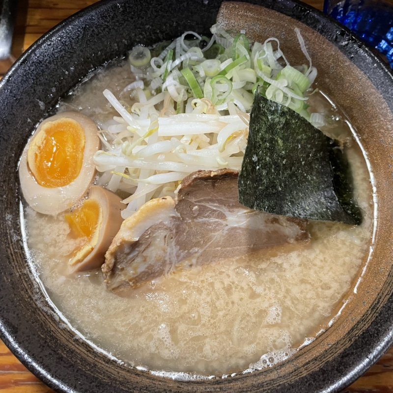味付玉子らぁ麺(らぁ麺やったる！ 新宿店)