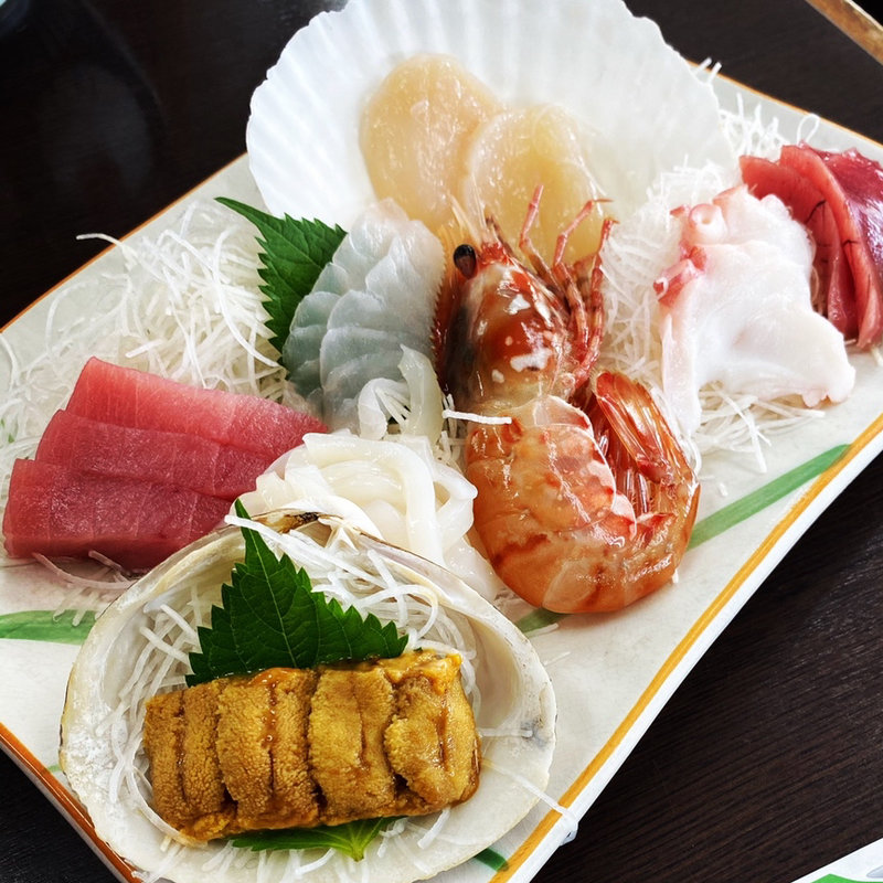 刺身定食 ウニ追加(うろこいち )