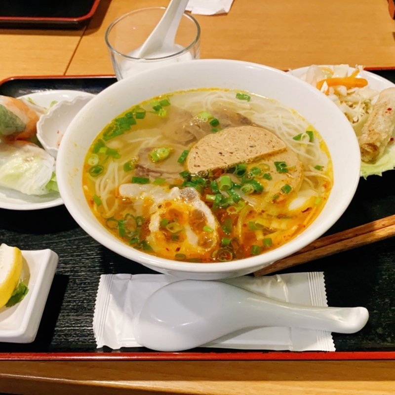 ランチセット(ベトナム料理 故郷レストラン 西日暮里店 )