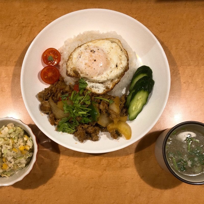 ガパオ(カレーキッチン カラーズ)