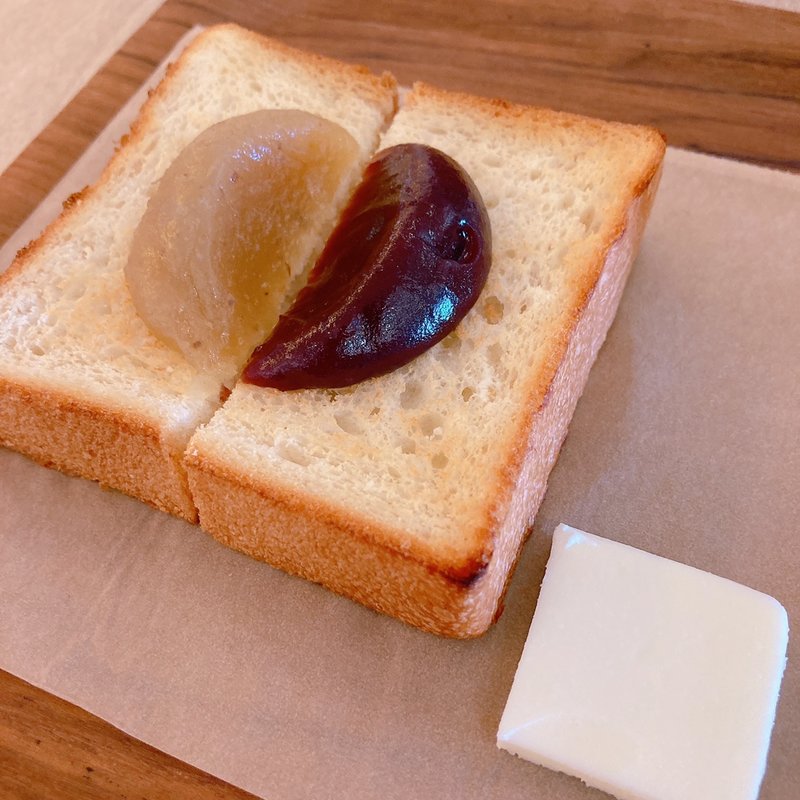 あんトースト(和栗&こしあん)(トラヤあんスタンド新宿店)