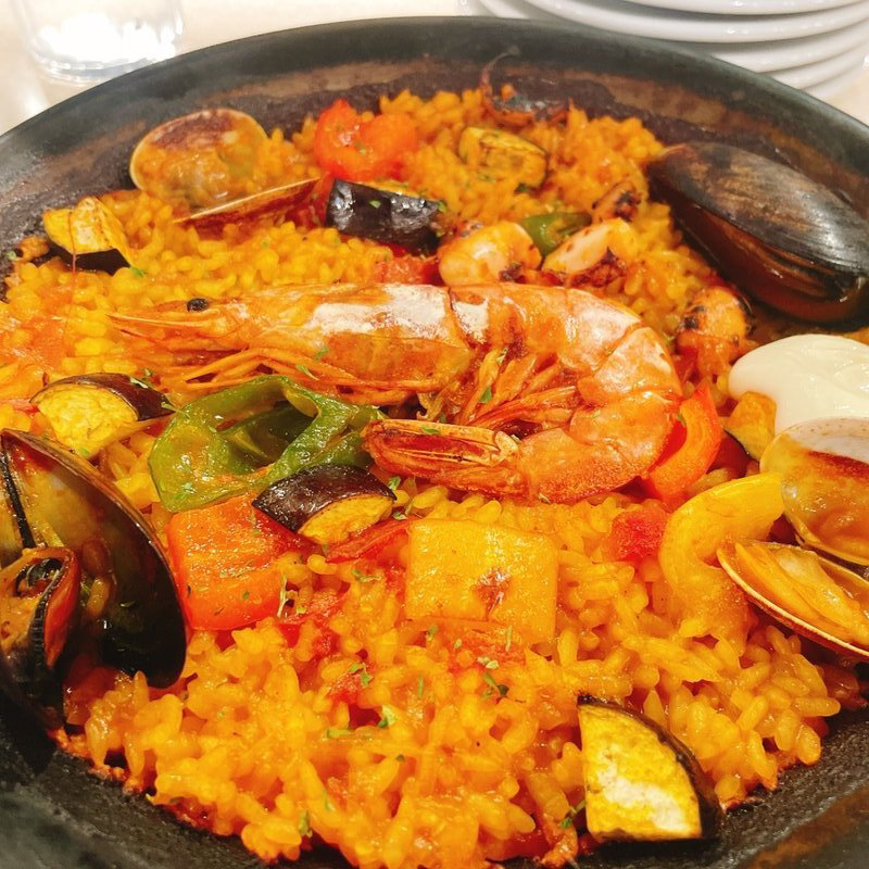 魚介のパエリア(スペインバル Bar Espanol PEQUENO 4.5 (2) レストラン)