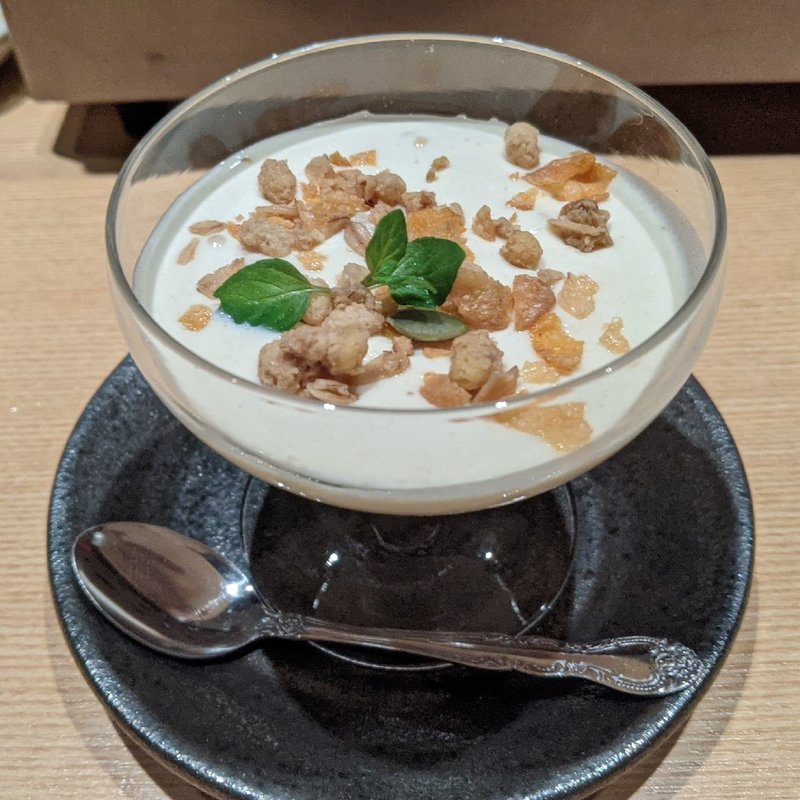 ティラミス(赤身肉専門 個室焼肉 1700)