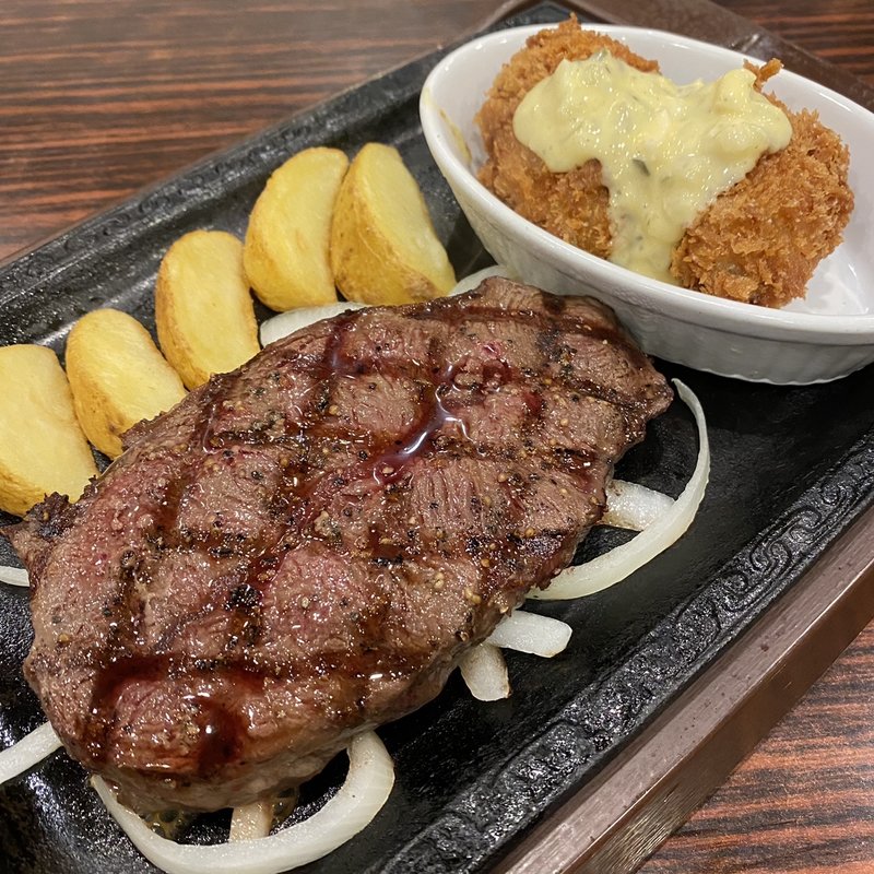 みすじステーキ＆広島産大粒カキフライ(ステーキガスト 伊丹堀池店)