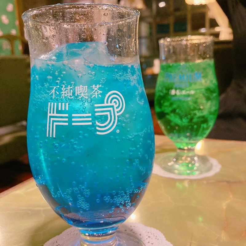 ブルーハワイソーダ(不純喫茶ドープ)