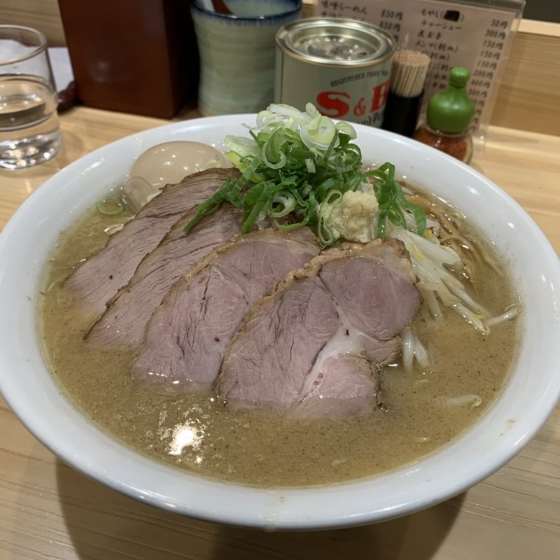 味噌チャーシュー麺大盛り(煮卵+もやし)(三ん寅)