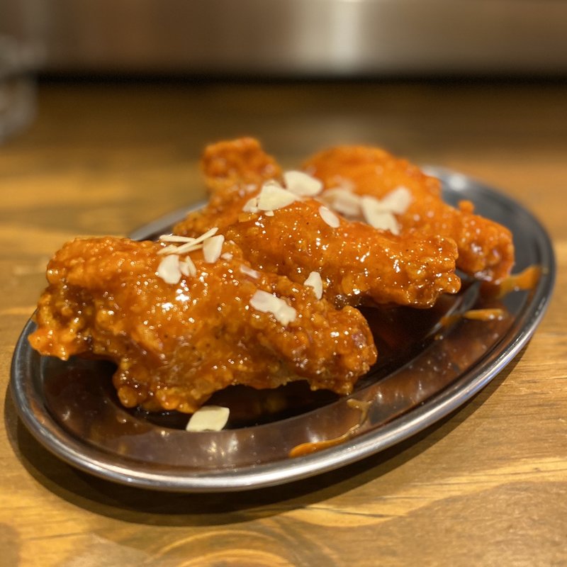 ヤンニョムチキン(韓国酒場 팔/8)