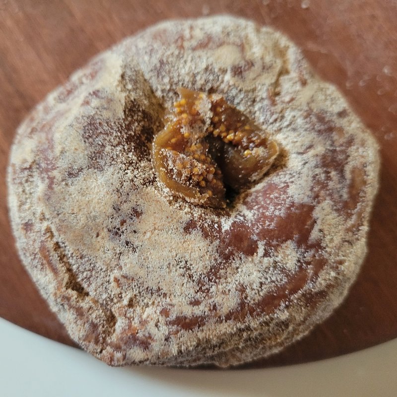 いちじくハニークリームチーズ(ミサキドーナツ 三崎本店)