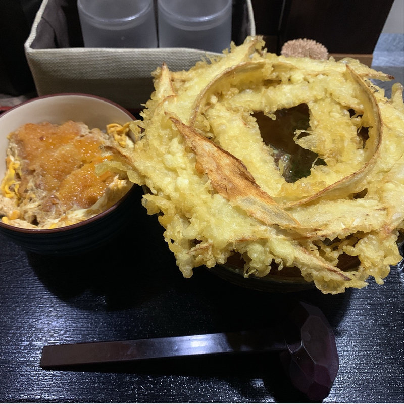 ごぼう天カツ丼セット(大地のうどん 博多駅南店)